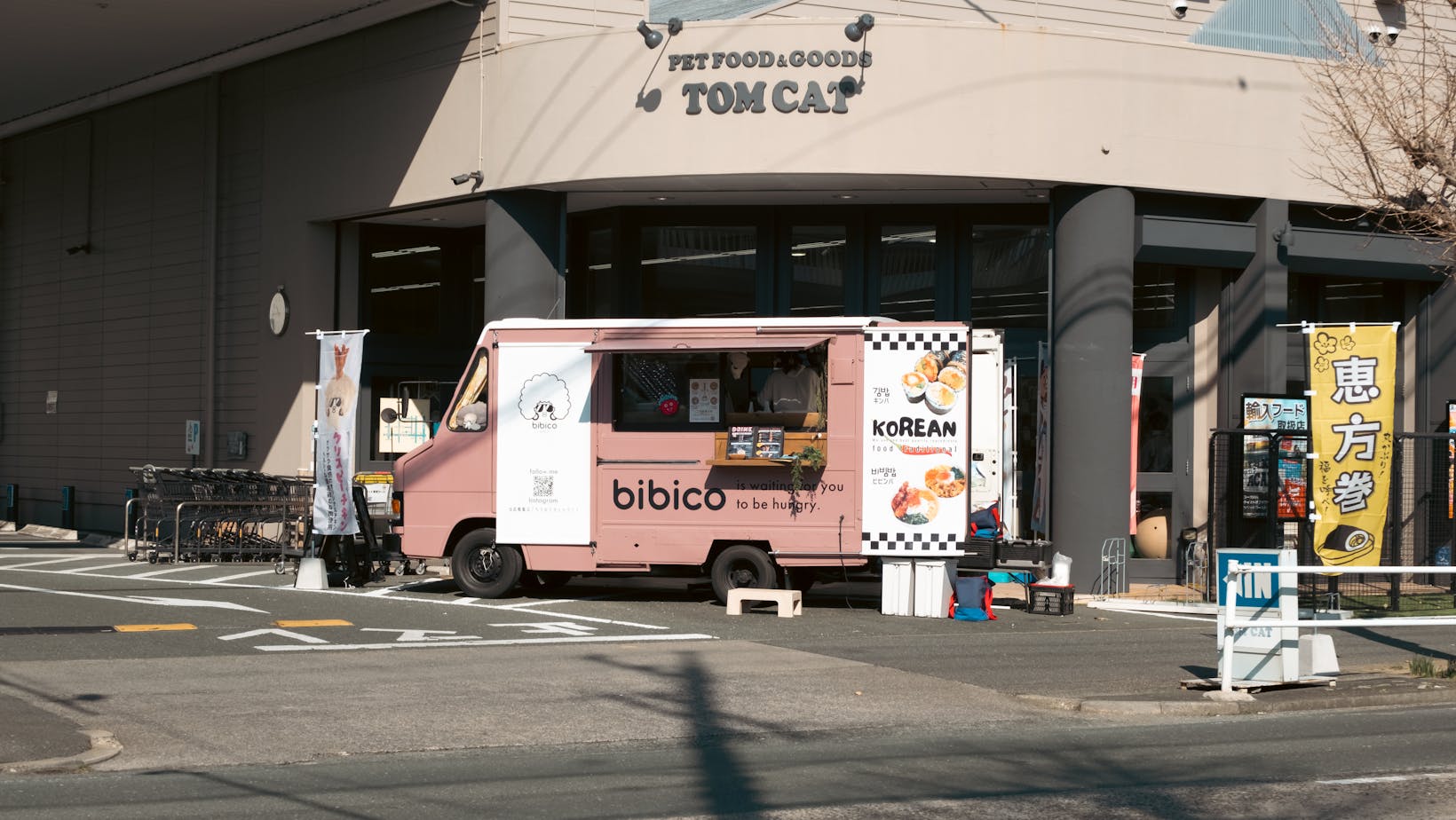 what consumer trends make a food truck successful